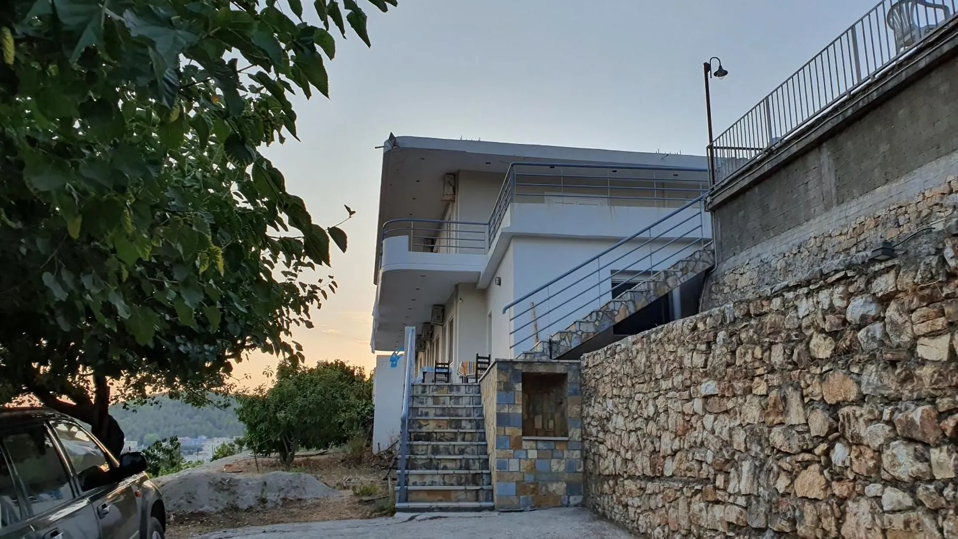 Bodini'S Rooms Himare Affittacamere