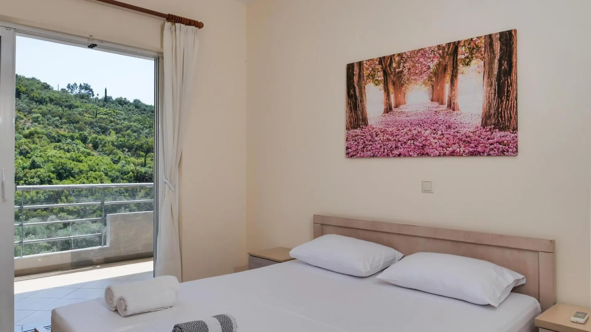 Bodini'S Rooms Himare Affittacamere